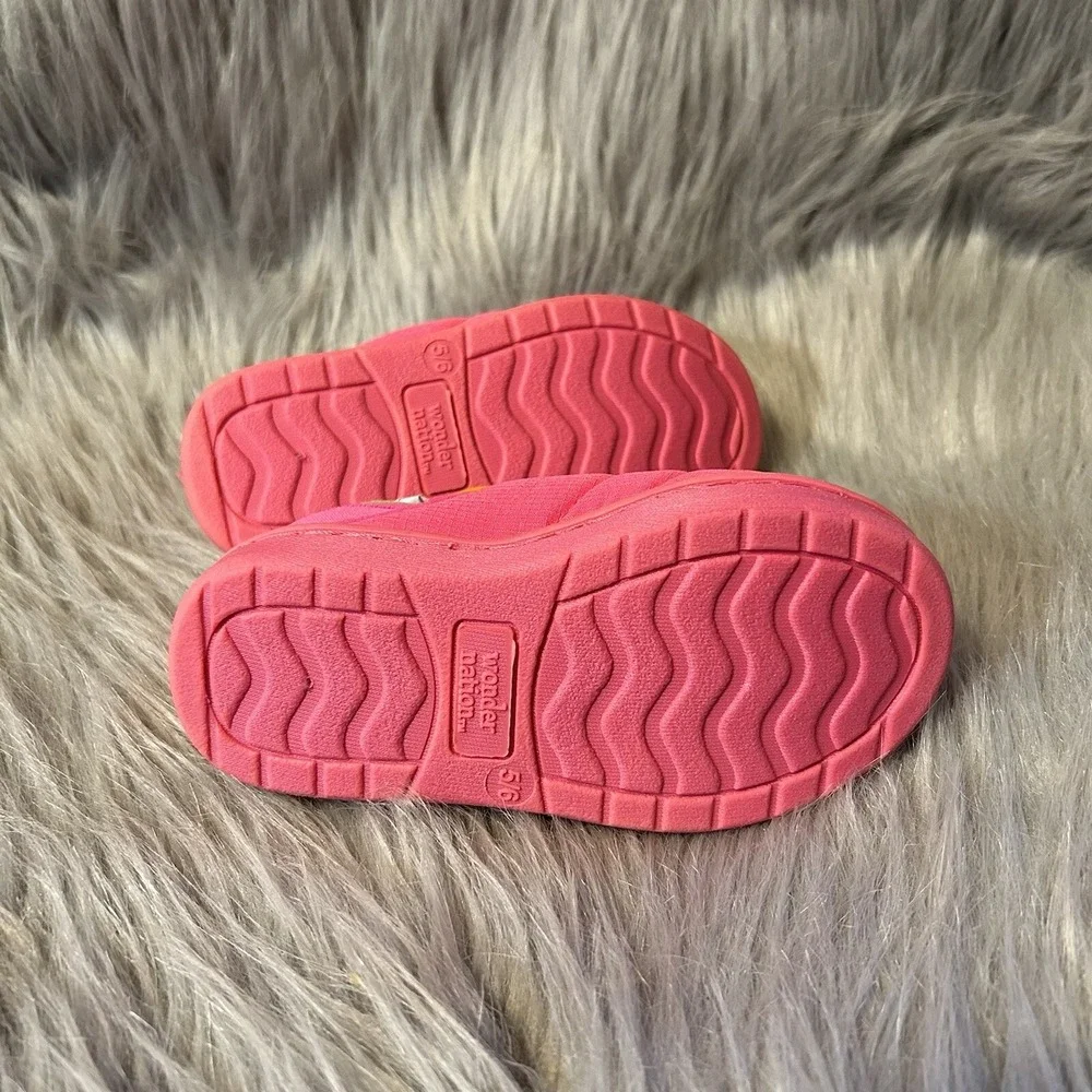 Wonder Nation Puffer Slipper Girls Size 5-6 Pink Plush Fuzzy Lined Slip On Shoe